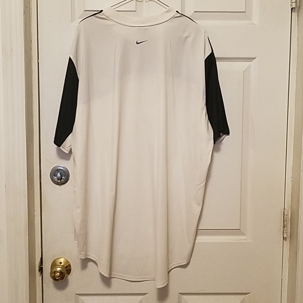 Shirt - Picture 3 of 3